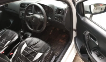 Volkswagen Polo Petrol Comfortline 1.2L full